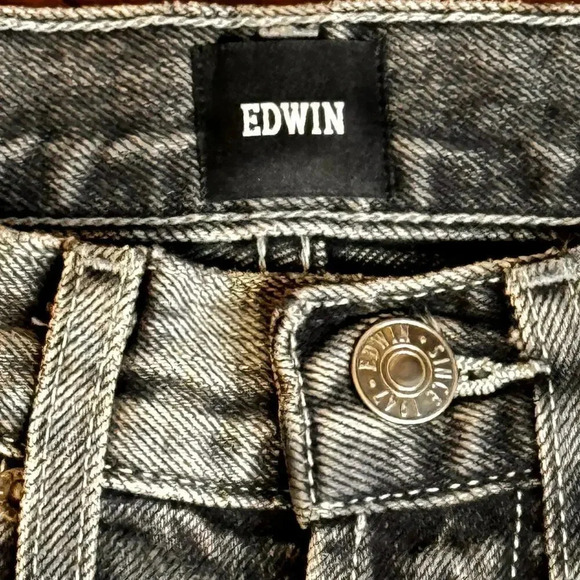 Edwin Hana Classic Straight Crop Rapture Black Wash Denim Jeans Women's 24 NWT - Picture 3 of 11